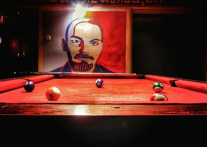 Хостел Good Bye Lenin Pub & Garden Краков