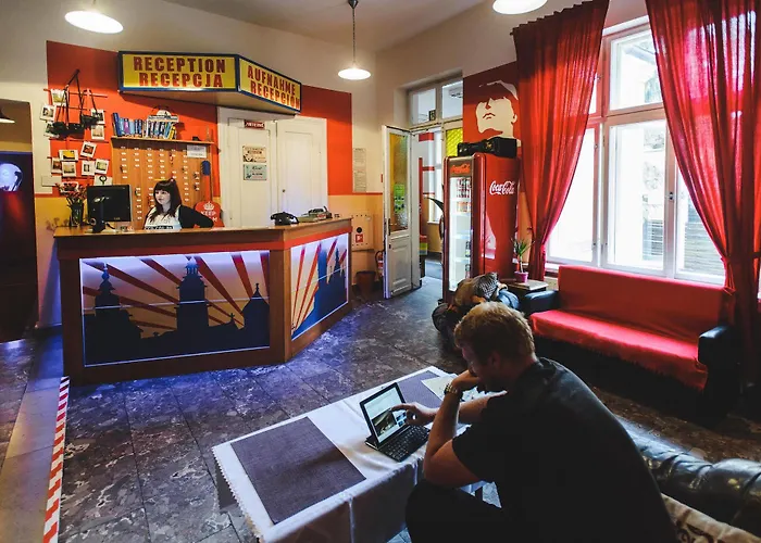 Хостел Good Bye Lenin Pub & Garden