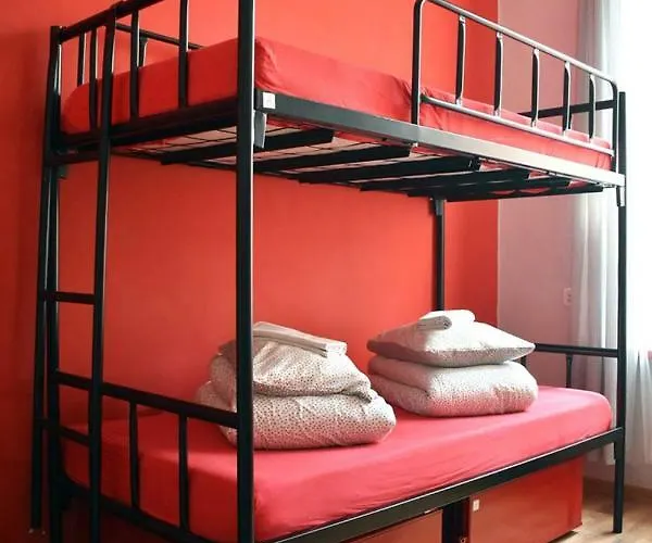 Хостел Good Bye Lenin Pub & Garden