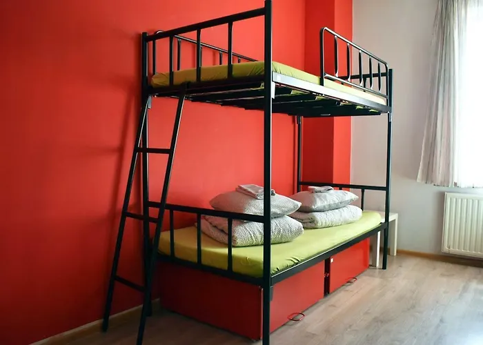 Hostel Good Bye Lenin Pub & Garden