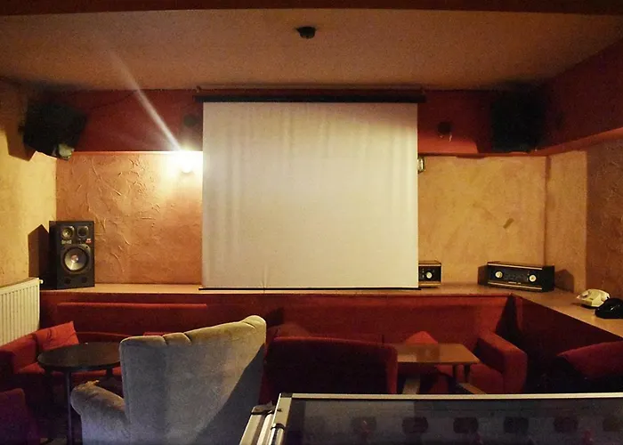 Good Bye Lenin Pub & Garden *