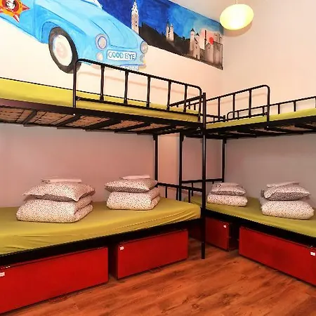 אכסניה Good Bye Lenin Pub & Garden קרקוב