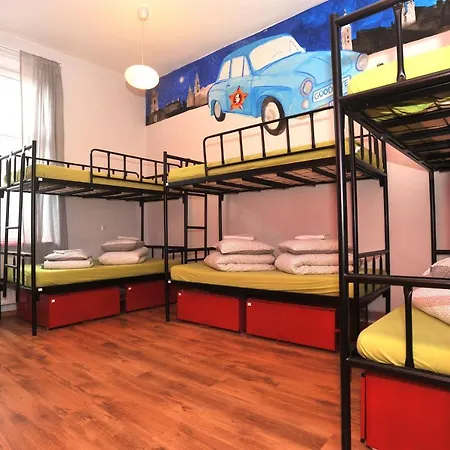 Good Bye Lenin Pub & Garden