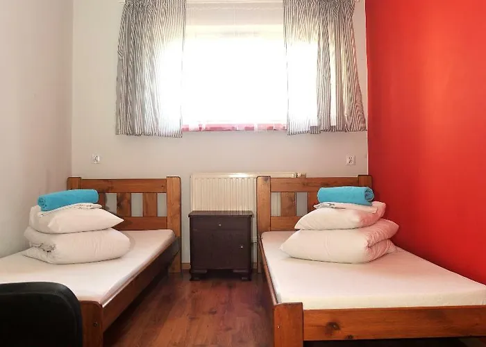 Good Bye Lenin Pub & Garden *